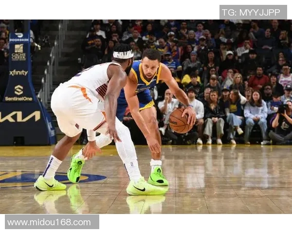 勇士战胜太阳送对手七连败库里贡献25分9助攻布克无奈空砍21分