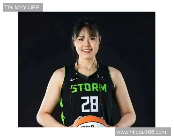 李月汝转会后首场比赛表现亮眼贡献2分2板2助正负值高达9